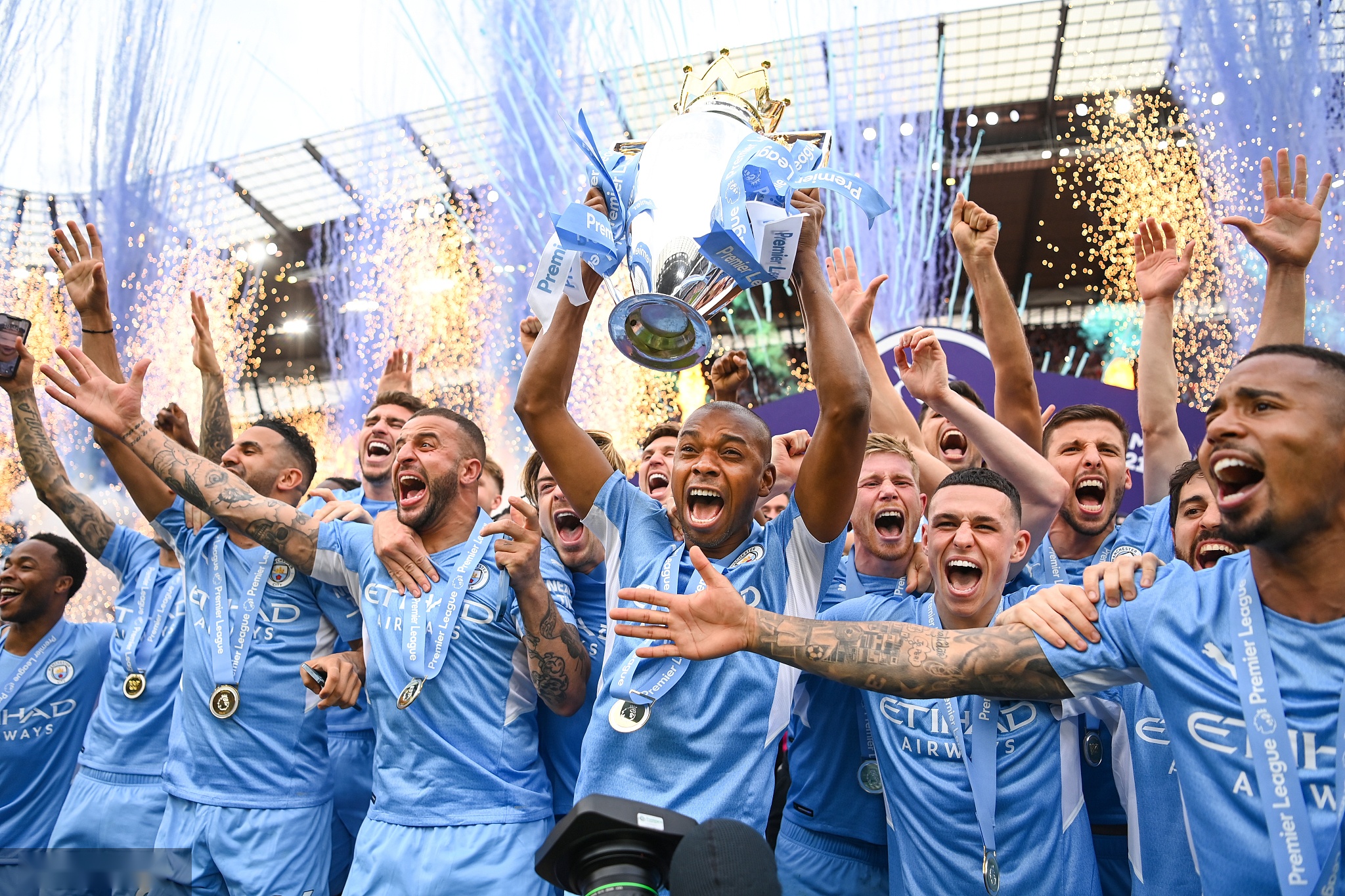 塔再度重逢 塔再度重逢